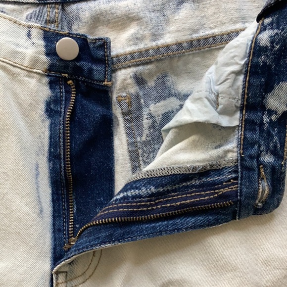 Fashion Nova Retro Bleach Distressed High Rise Skinny Denim Jean Size Large - Picture 8 of 11